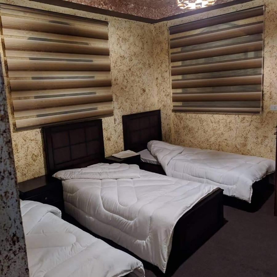 Guest House Attallah Wadi Musa Exterior photo